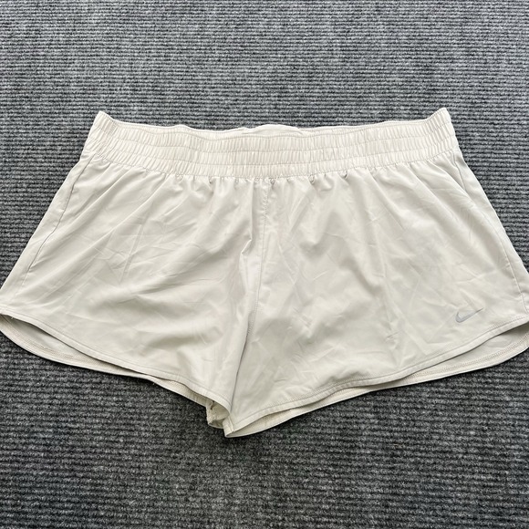 Nike Pants - Nike One Women's Dri Fit Lined Training Shorts Size‎ 2XL XXL Gray DX6010-012 NWT